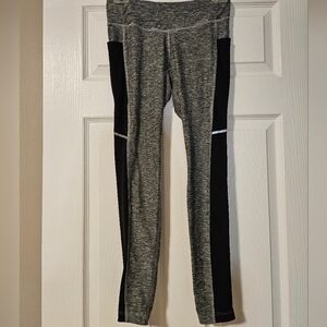 Leggings with Mesh Lining & Pockets